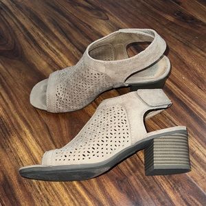 SONOMA CHUNKY HEEL/MULE